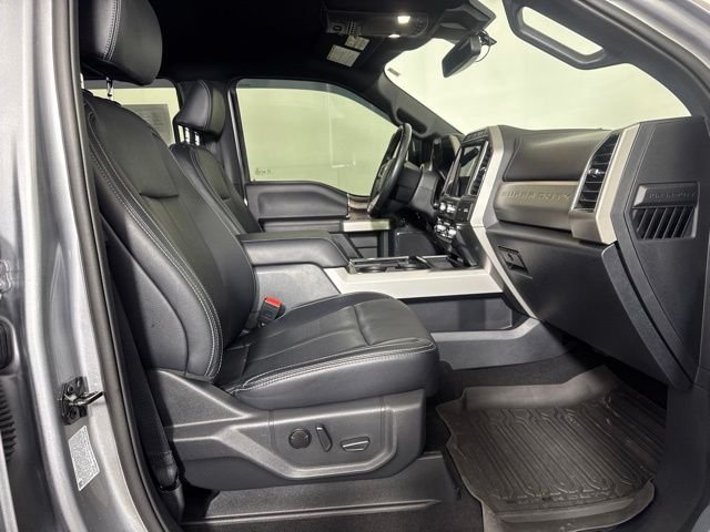 Used 2022 Silver Ford Lariat image 4