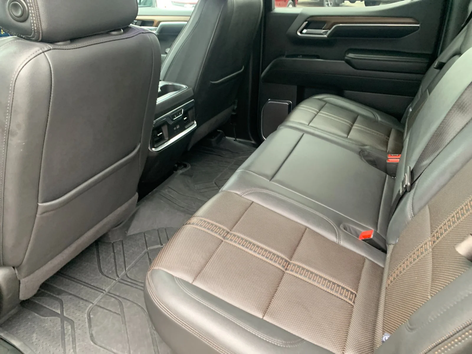 Used 2024 Sterling Gray Metallic Chevrolet High Country image 13
