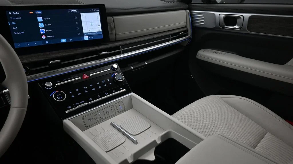 Used 2024 Gray Hyundai Limited image 8