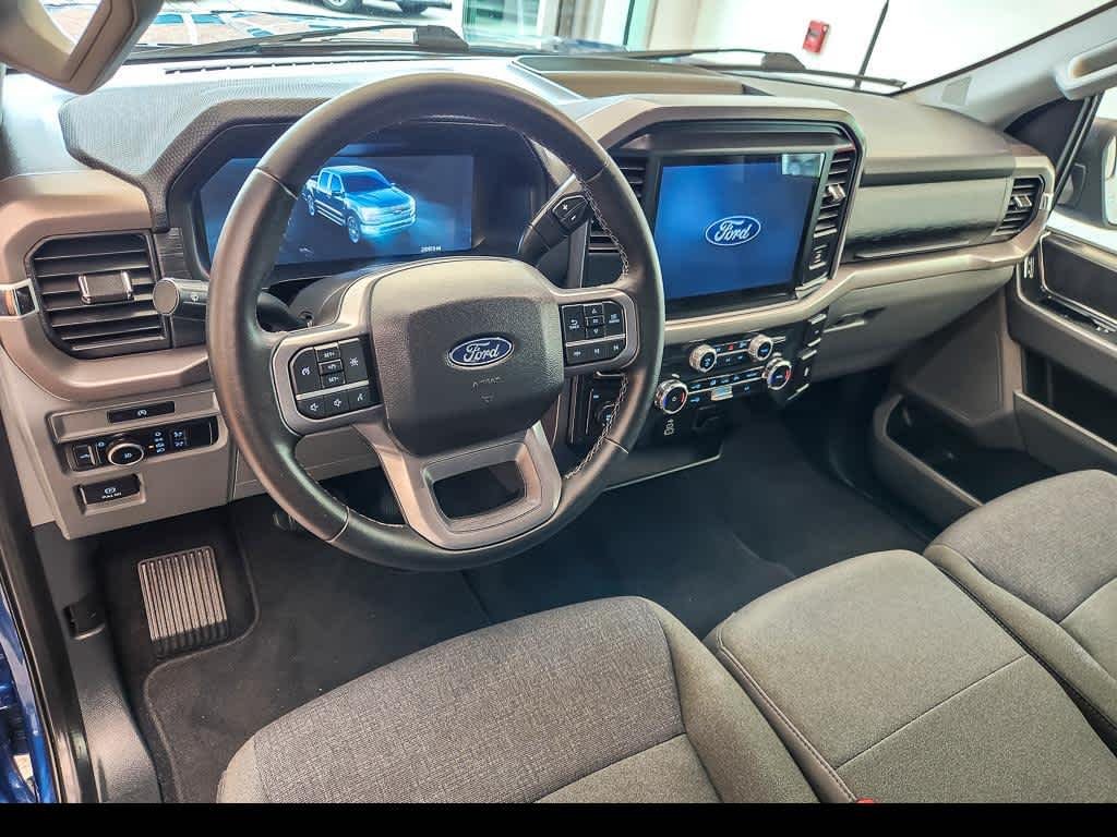 2025 Ford F-150 XLT - Photo 10