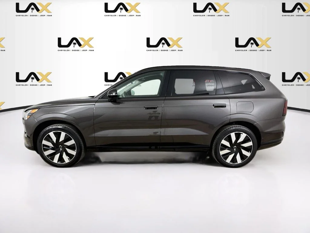Used 2025 Gray Volvo Twin Motor Plus image 4