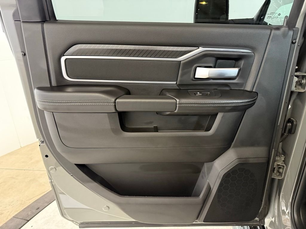 2026 RAM 2500 Big Horn - Photo 13