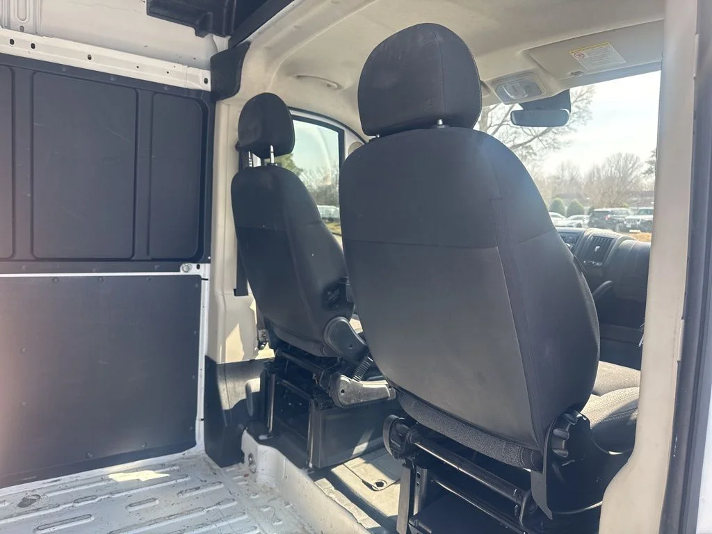 Used 2019 White Ram Base image 11