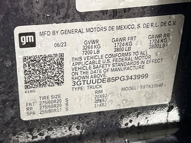 2023 GMC Sierra 1500 SLT - Photo 11