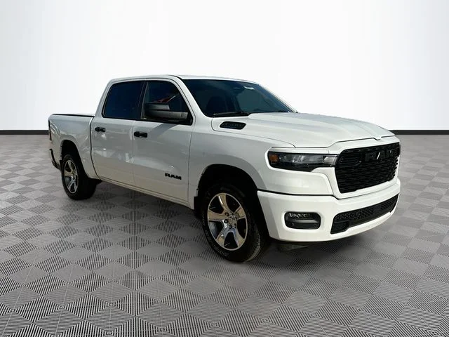 2026 RAM 1500 Express Crew Cab 5'7's photo