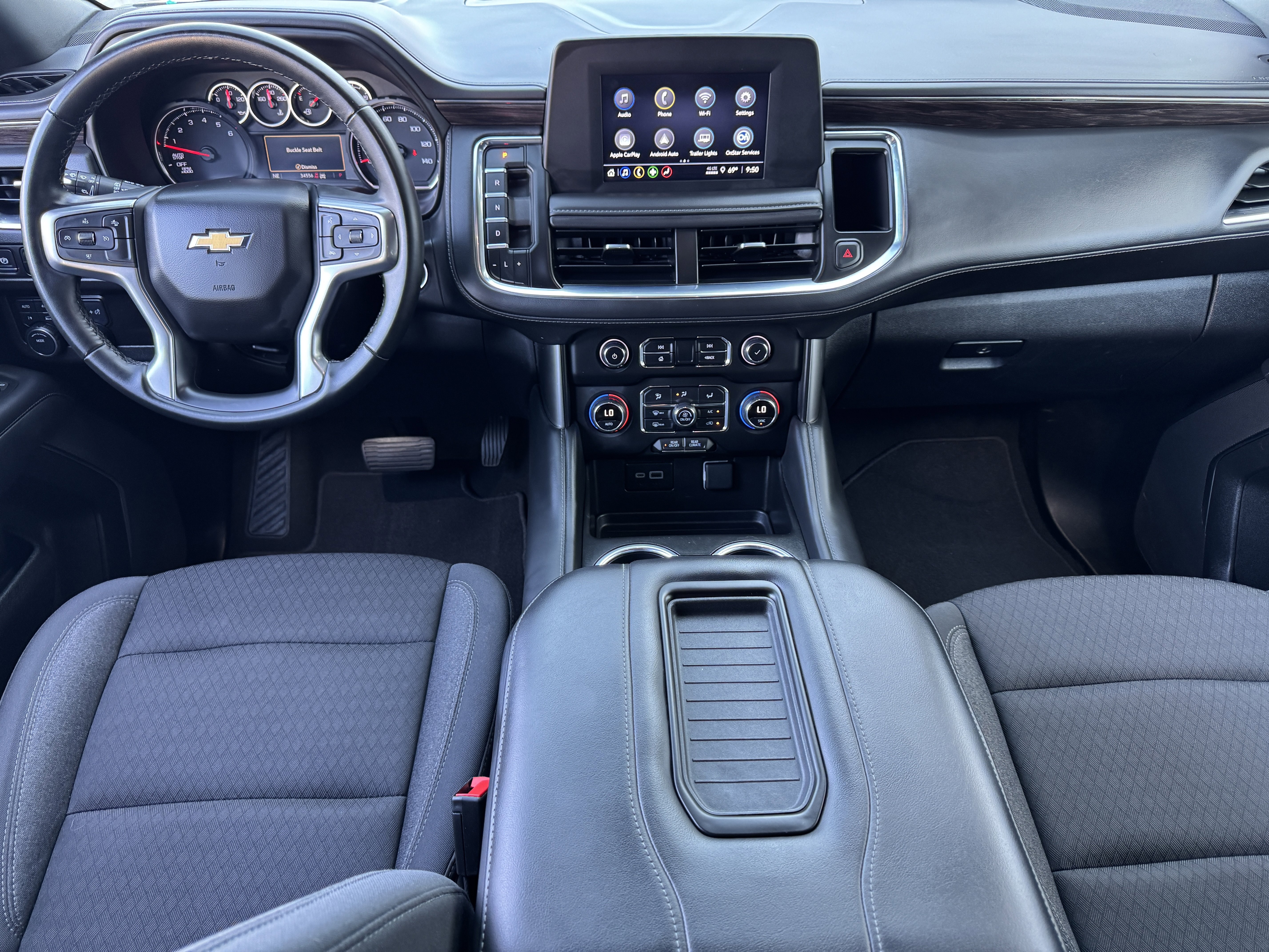 2024 Chevrolet Suburban LS - Photo 18