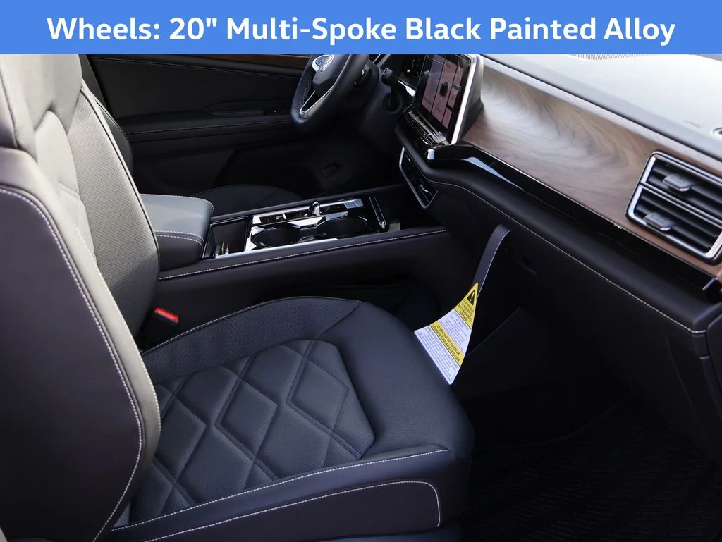 New 2026 Silver Volkswagen 2.0T SE w/Technology image 13