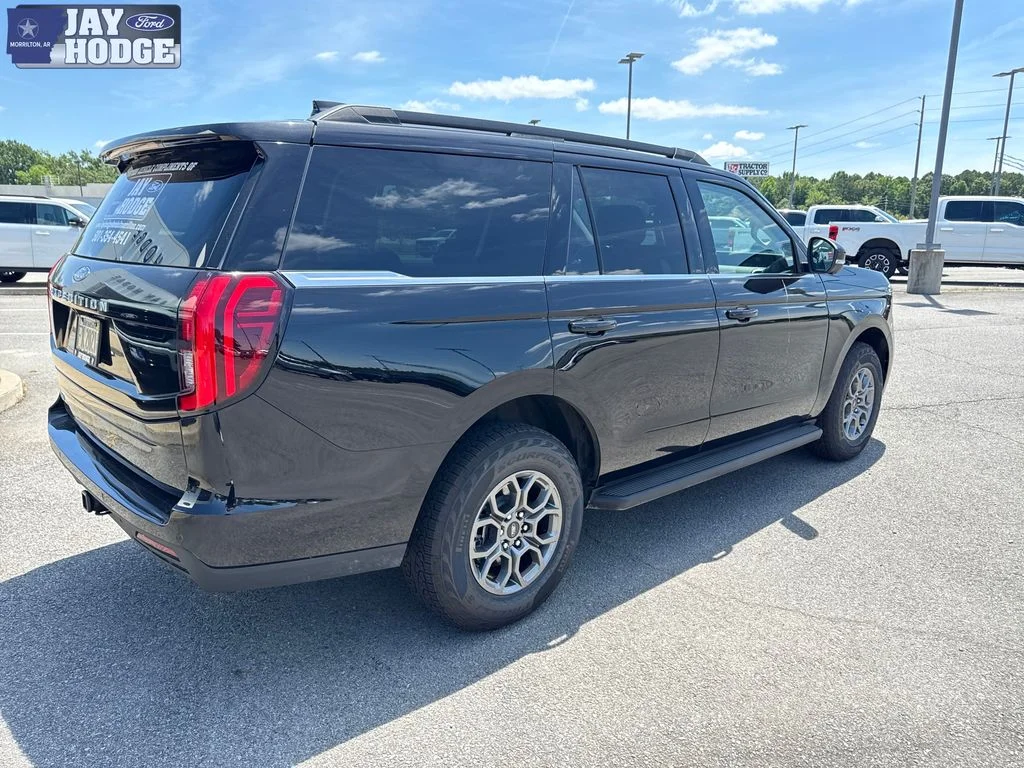 New 2026 Agate Black Metallic Ford Active image 7