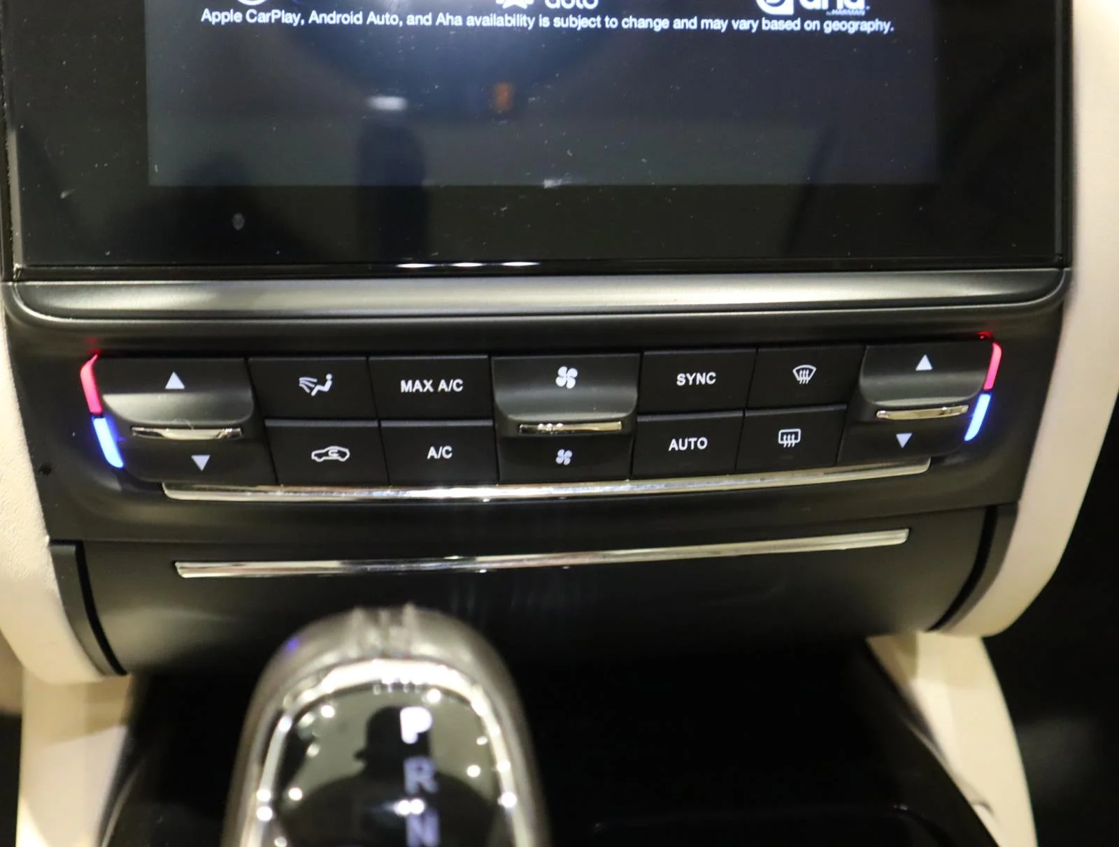 Used 2017 Red Maserati S Q4 GranLusso 3.0L image 37