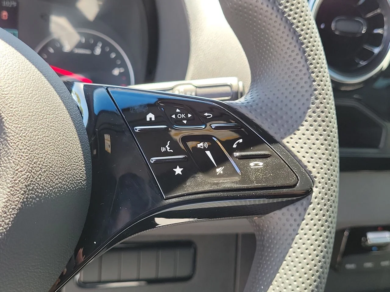 New 2026 Jet Black Mercedes-Benz Passenger 170 WB image 27
