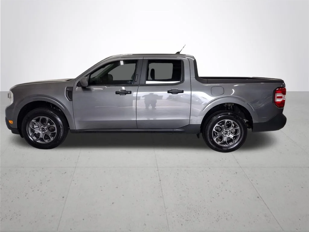 Used 2022 Gray Ford XLT image 11