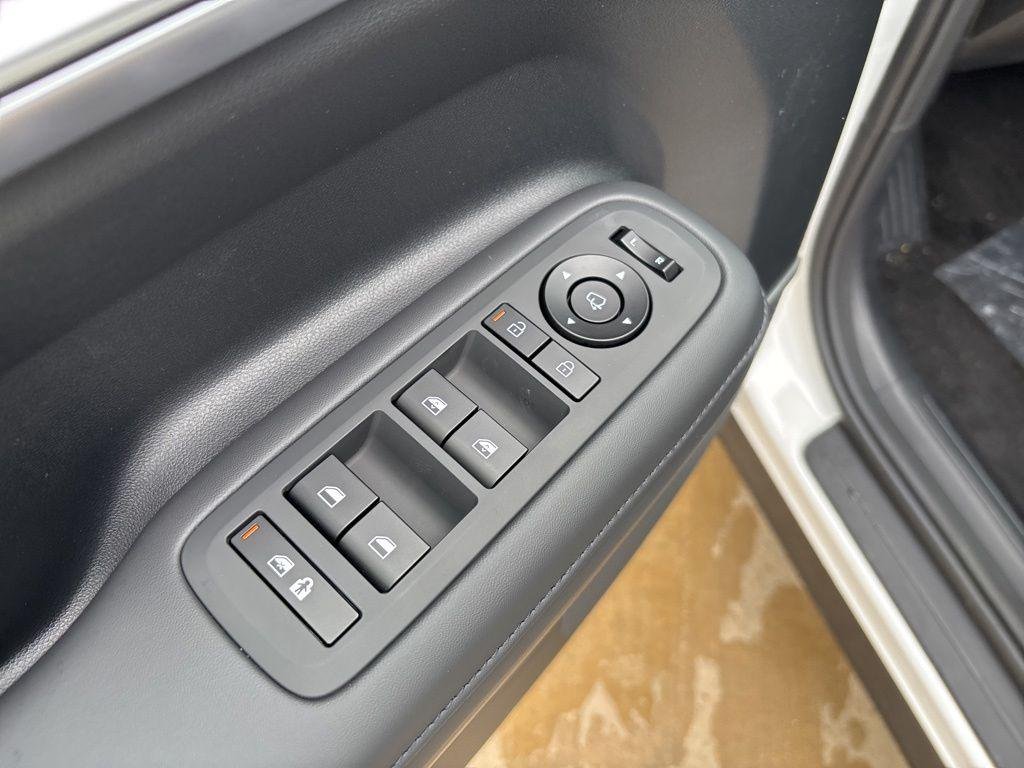 New 2026 White Hyundai Limited AWD image 16