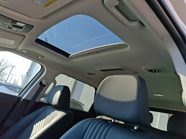 New 2026 Silver Hyundai SEL Premium image 15