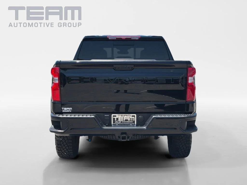 Used 2024 Black Chevrolet ZR2 image 6