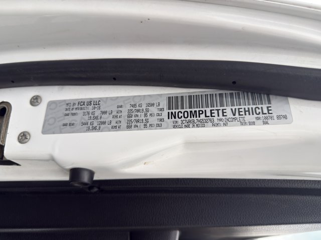 Used 2017 Bright White Clearcoat Ram Tradesman image 25