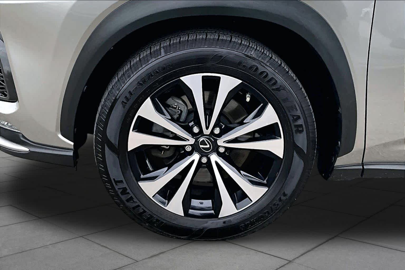 Used 2019 Atomic Silver Lexus F SPORT image 11
