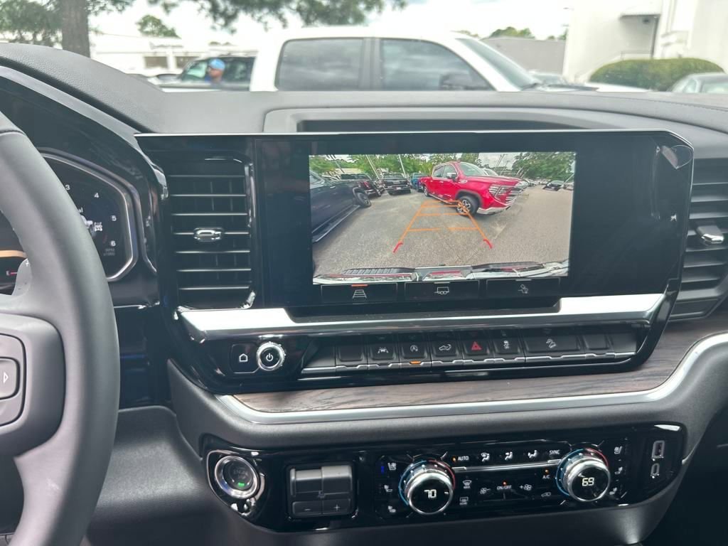 2026 GMC Sierra 1500 SLT - Photo 15