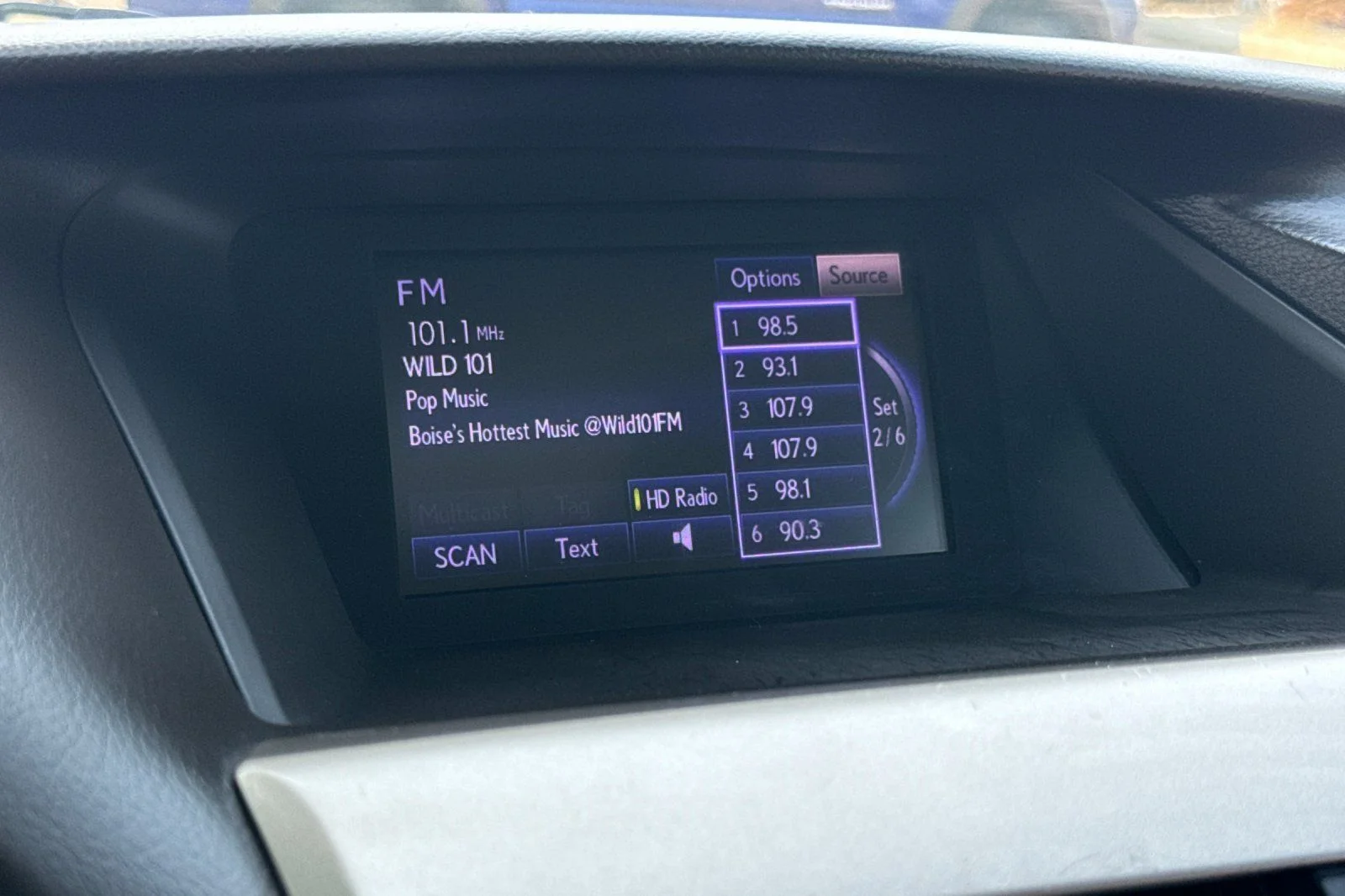 Used 2015 White Lexus 350 image 17