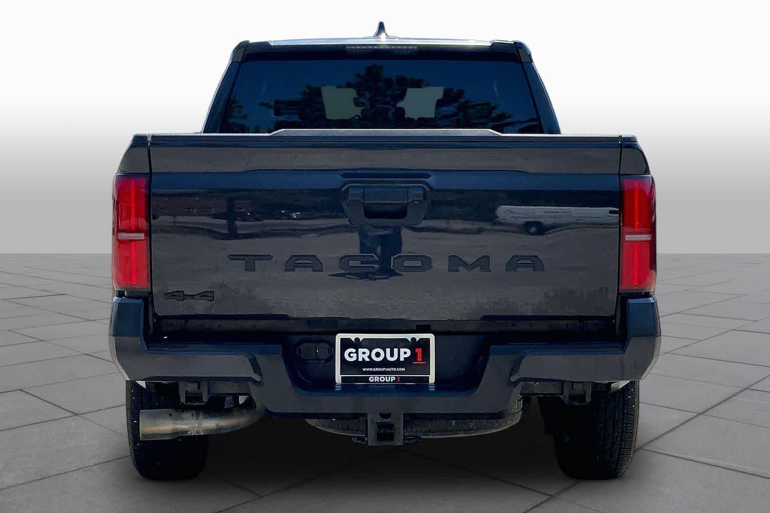 Used 2025 Underground Toyota SR5 image 4