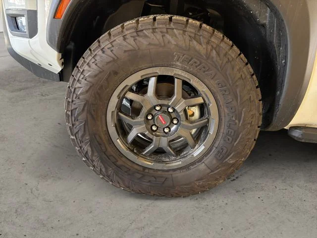 New 2026 White Nissan PRO-4X image 15