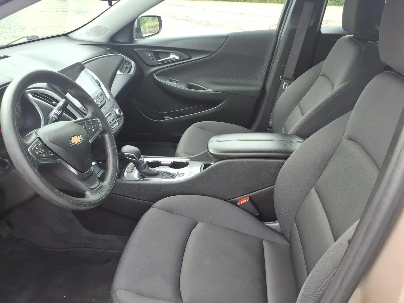 Used 2024 Mineral Gray Metallic Chevrolet LT image 12