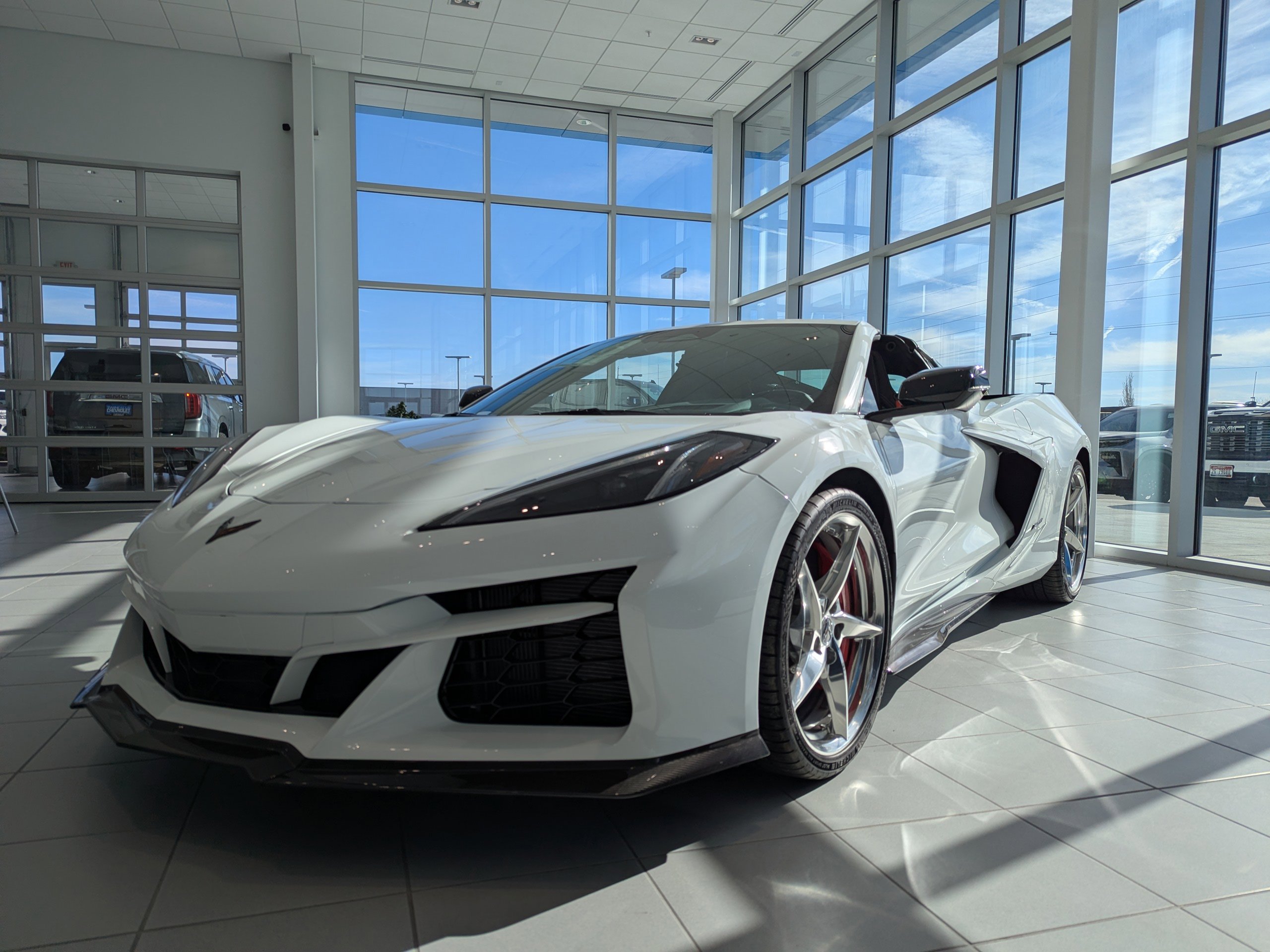 2025 Chevrolet Corvette E-Ray Coupe 1LZ's photo