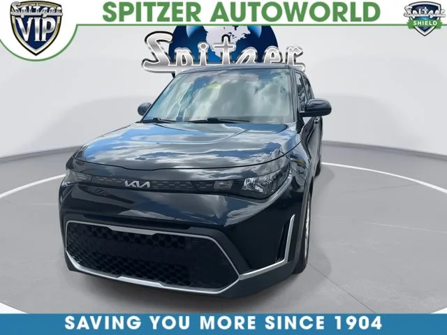 Used 2025 Black Kia LX image 3
