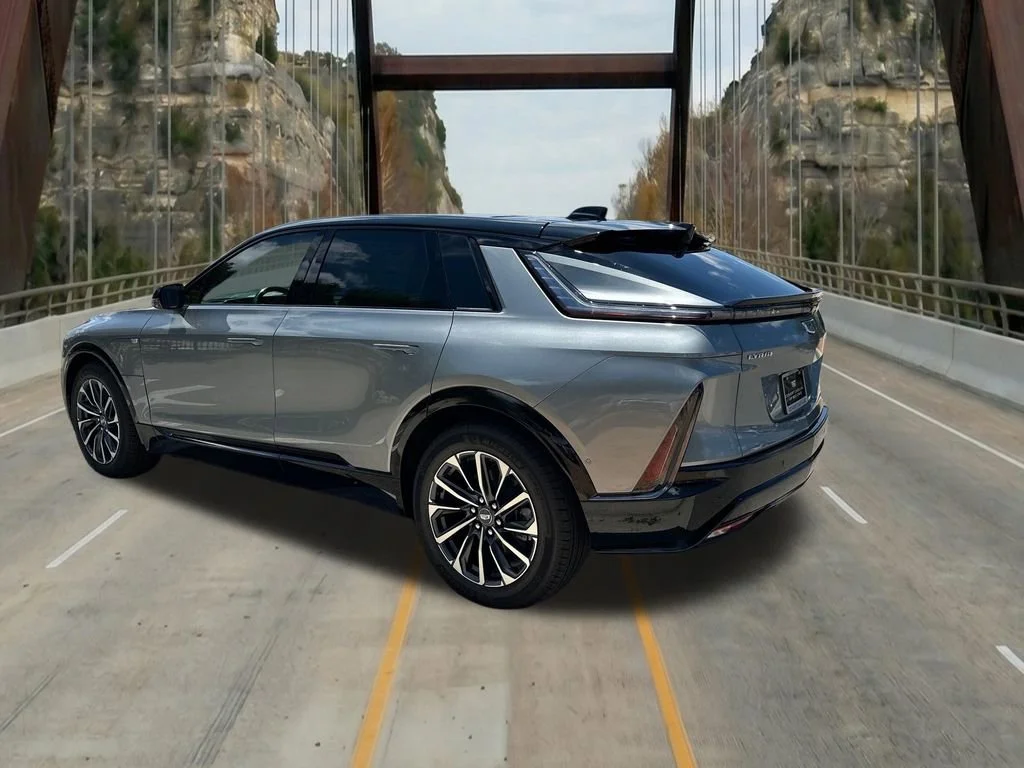 2026 Cadillac LYRIQ Premium Sport - Photo 7