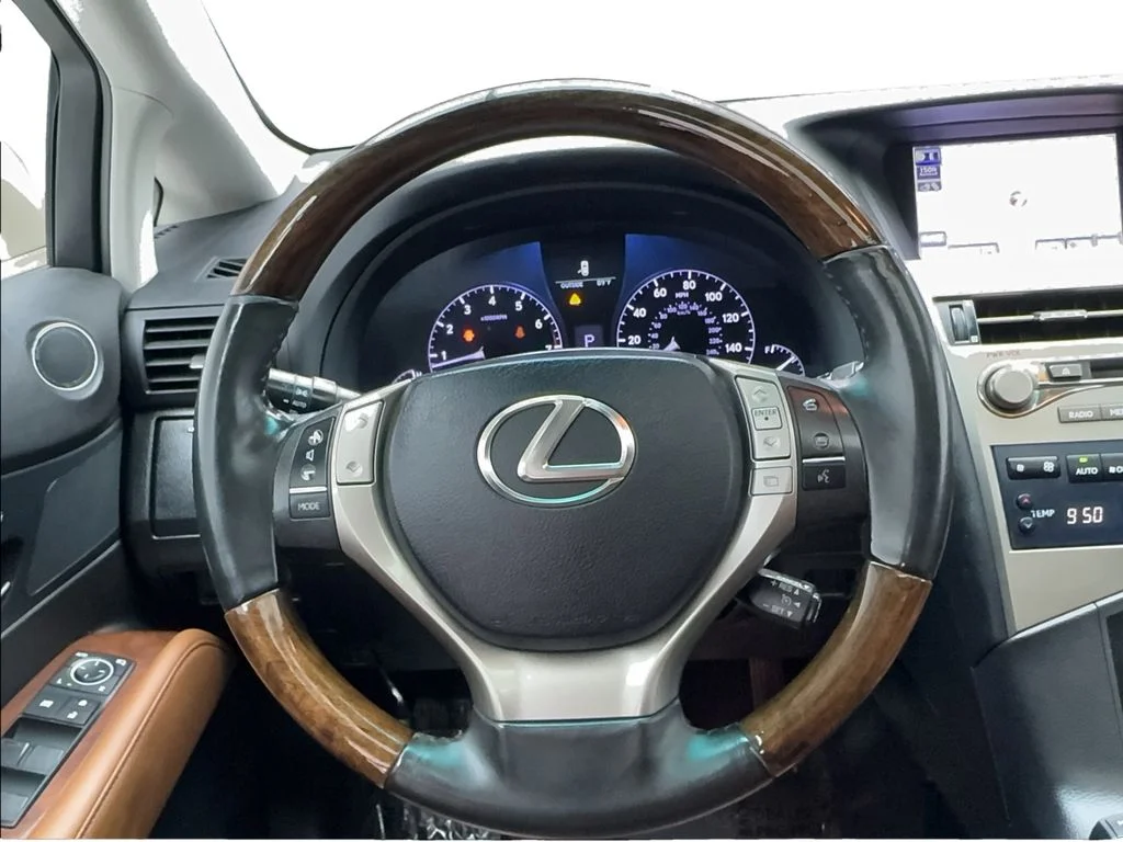 Used 2015 Beige Lexus 350 image 39