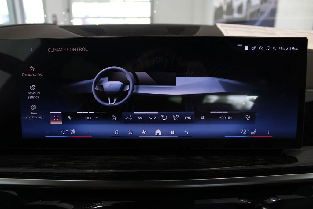 New 2026 Carbon Black Metallic BMW xDrive40i image 7