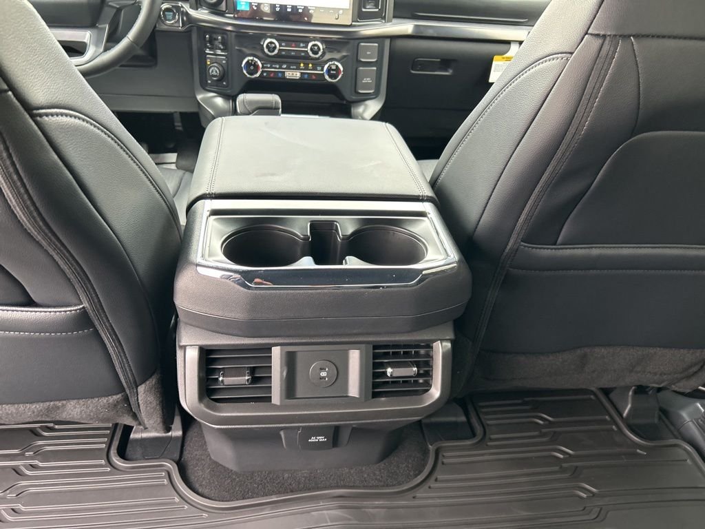 New 2026 Oxford White Ford Lariat image 41