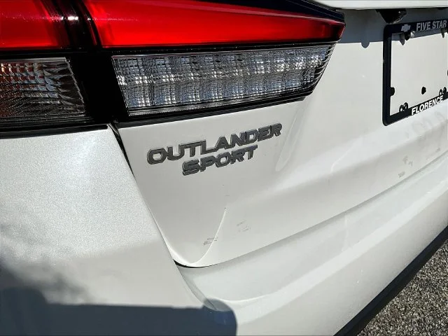 Used 2021 White Mitsubishi 2.0 ES image 26