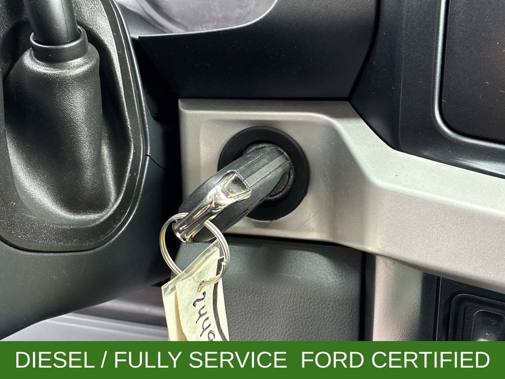 Used 2024 White Ford XLT image 27