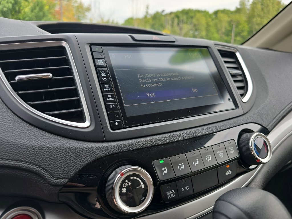 Used 2015  Honda EX image 16