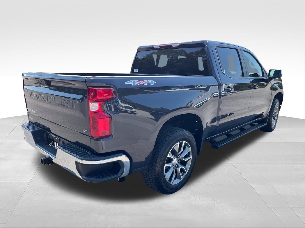 Used 2024 Gray Chevrolet LT image 5