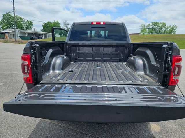 Used 2024  Ram Laramie image 23