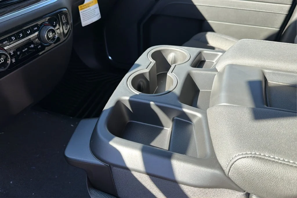 New 2026 Summit White Chevrolet LT image 33