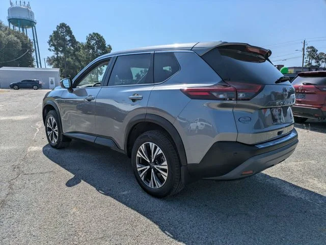 Used 2023 Gray Nissan SV image 6