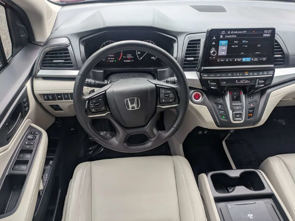 Certified Used 2025 Radiant Red Metallic II Honda EX-L image 16