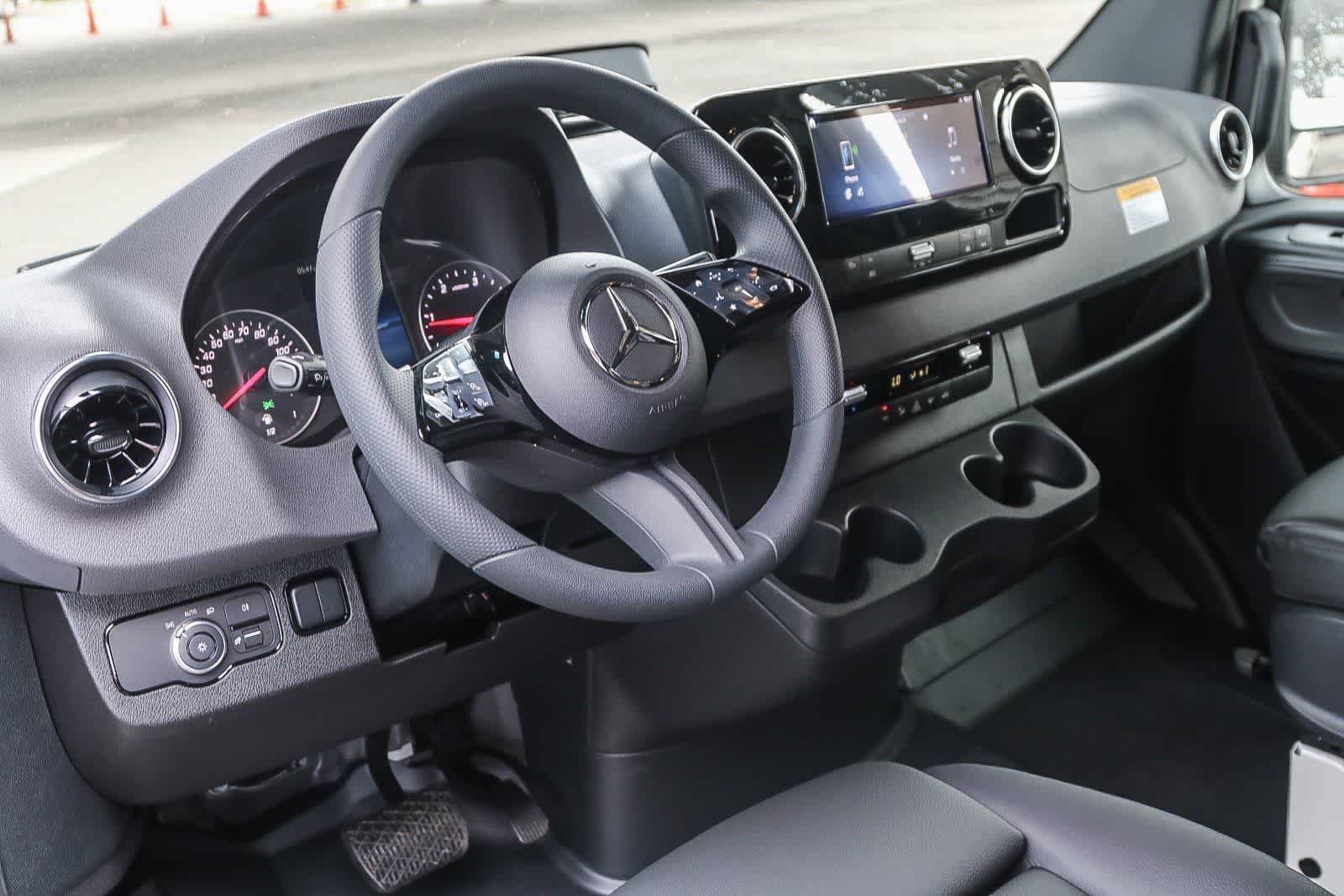 2025 Mercedes-Benz Sprinter Cargo Van Base - Photo 38