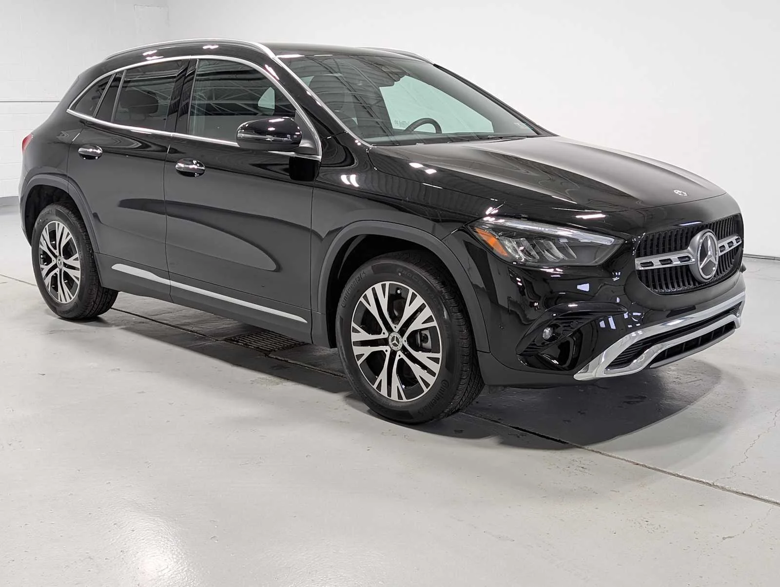 Certified Used 2025 Night Black Mercedes-Benz GLA 250 image 6