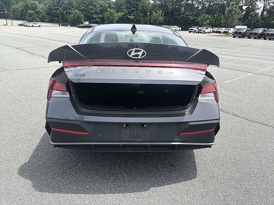 Used 2024 Ecotronic Gray Hyundai SEL image 23