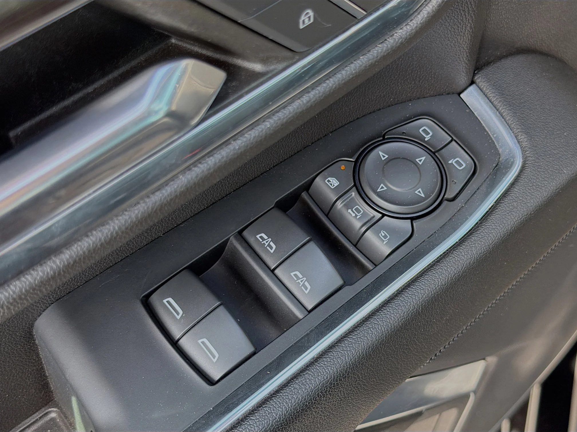 2024 Chevrolet Silverado 2500HD LTZ - Photo 20