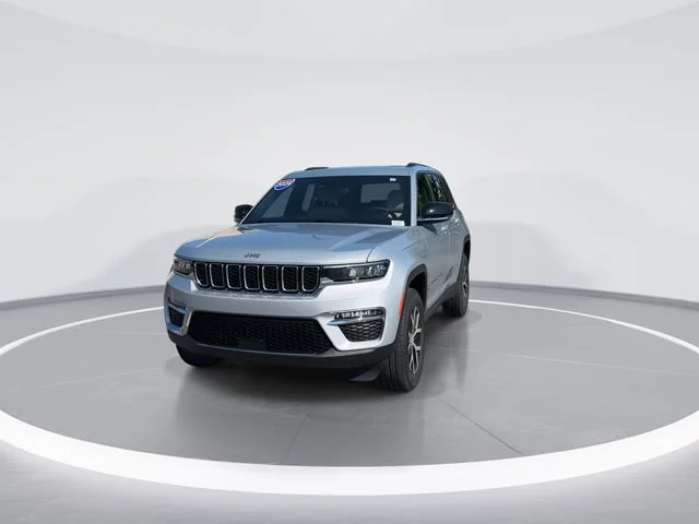 Used 2024 Silver Jeep Limited image 2