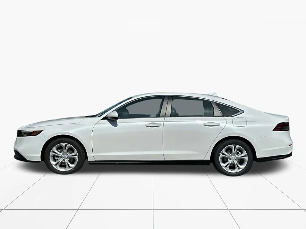 New 2026 Platinum White Pearl Honda LX image 7