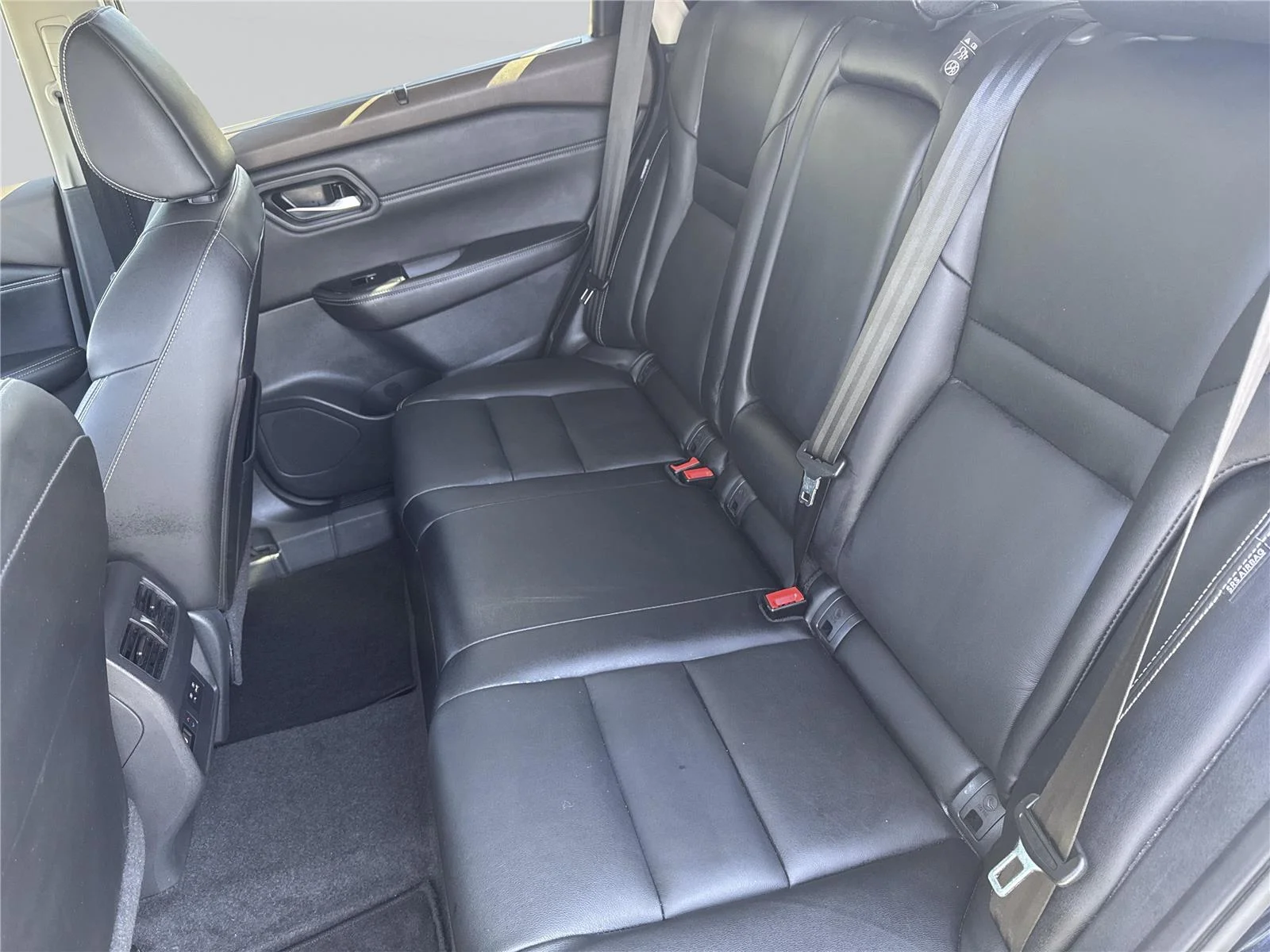 Used 2023 Super Black Nissan SL image 31