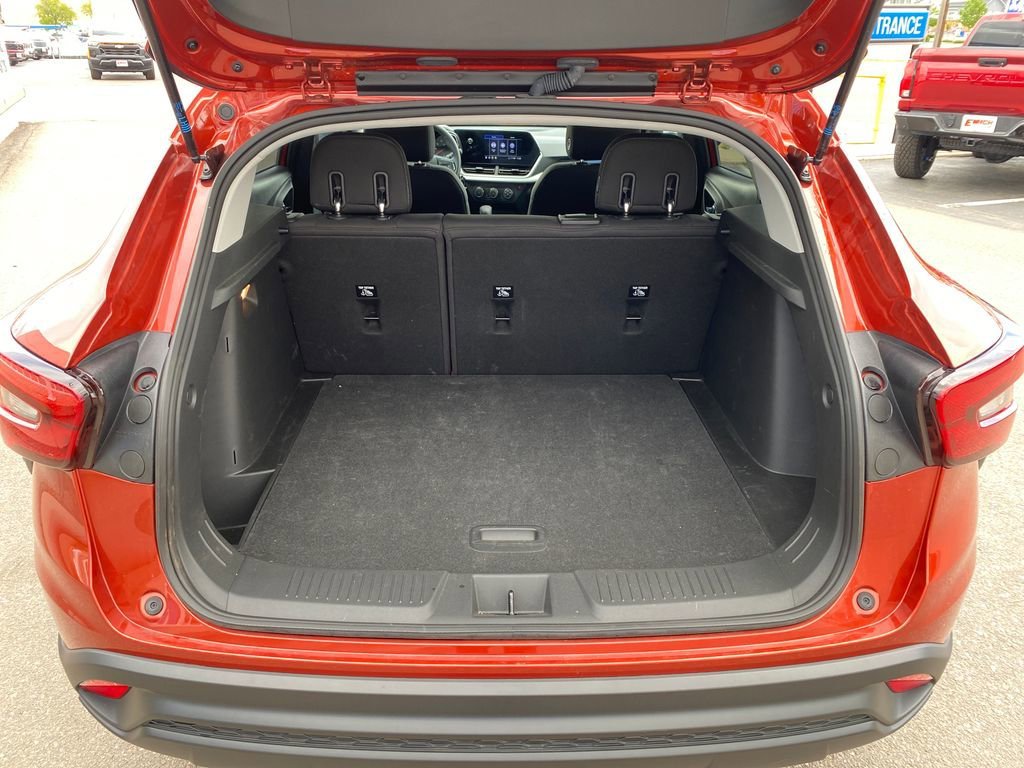 Used 2024 Cayenne Orange Metallic Chevrolet LS image 22