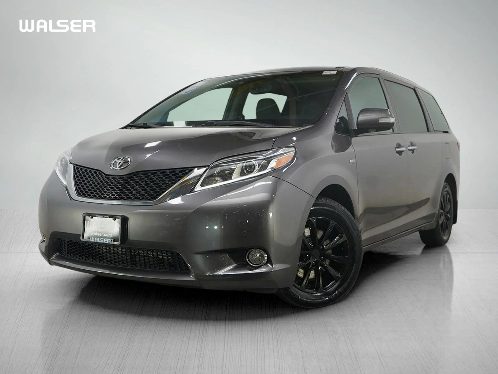 2017 Toyota Sienna XLE AWD 7-Passenger V6's photo