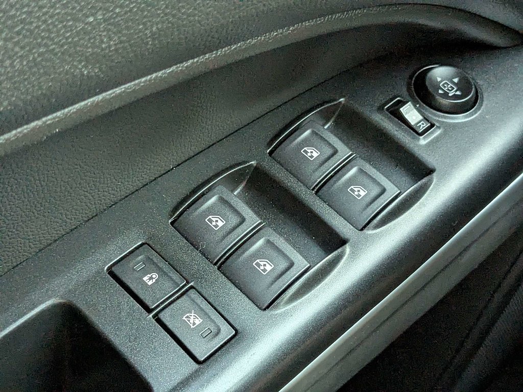 Used 2022 Black Chevrolet ZR2 image 25
