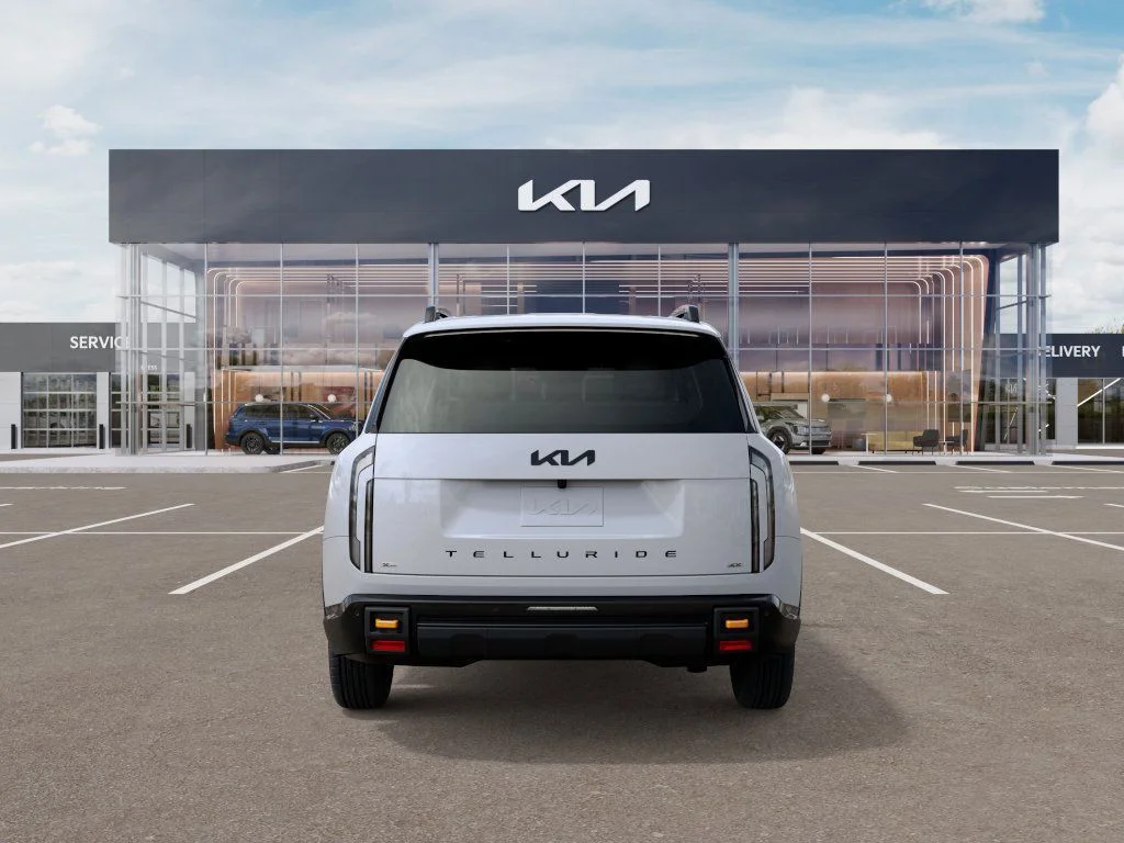New 2027 White Kia X-Pro SX-Prestige image 5
